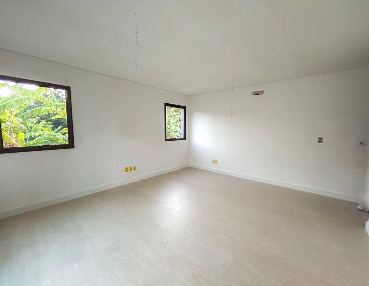 Foto do imóvel: Casa de Condomínio com 4 Quartos à Venda, 260 m² em Lagoinha - Eusébio