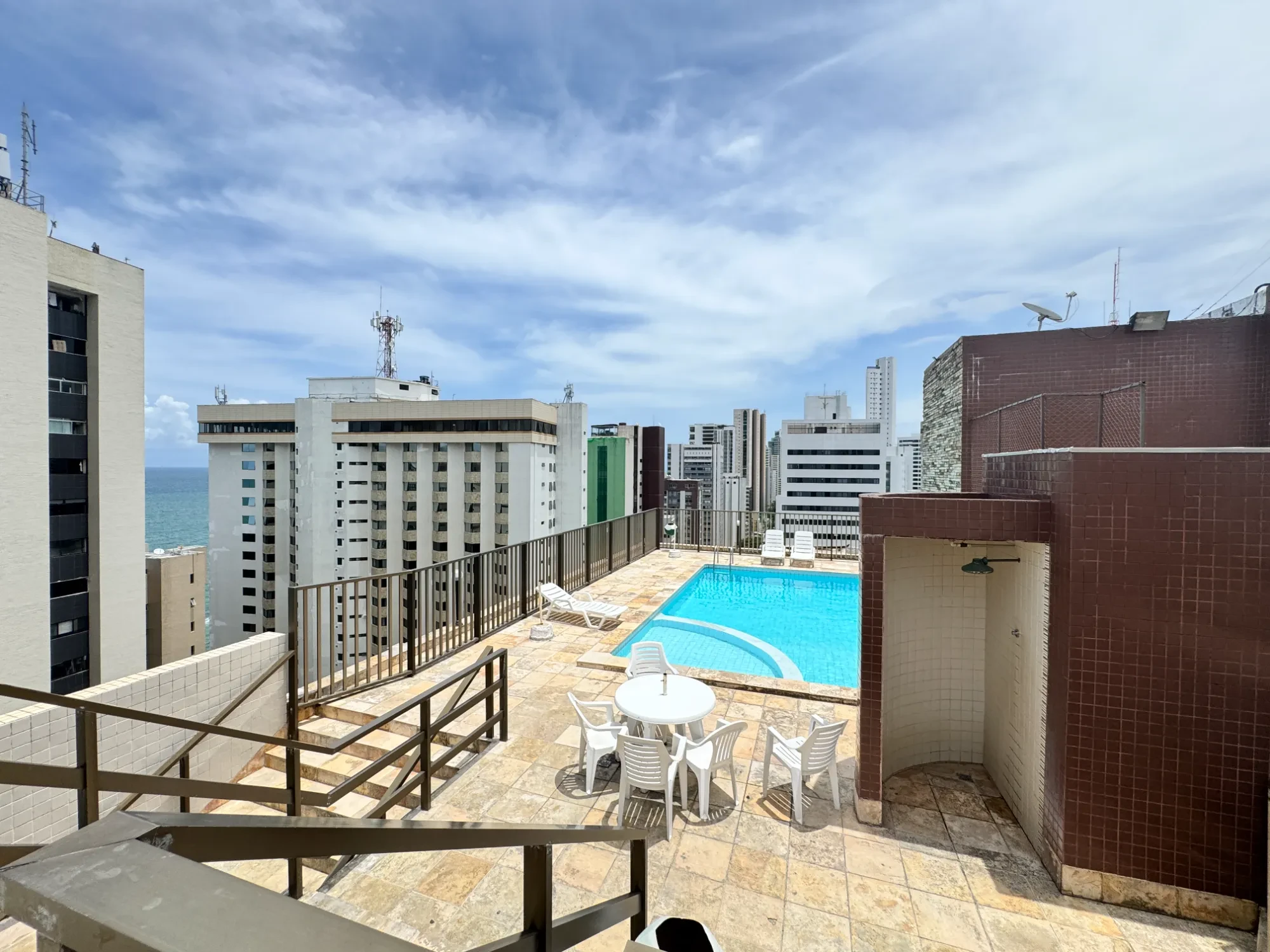 Imagem Apartamento com 2 Quartos à Venda ou Locação, 86 metros em Boa Viagem - Recife