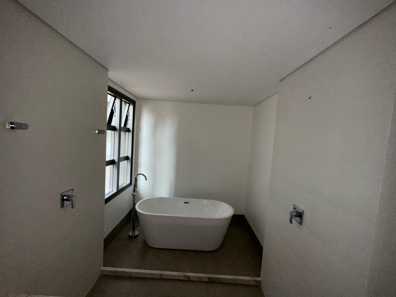 Imagem Apartamento com 4 Quartos à Venda, 317 m²em Cambuí - Campinas