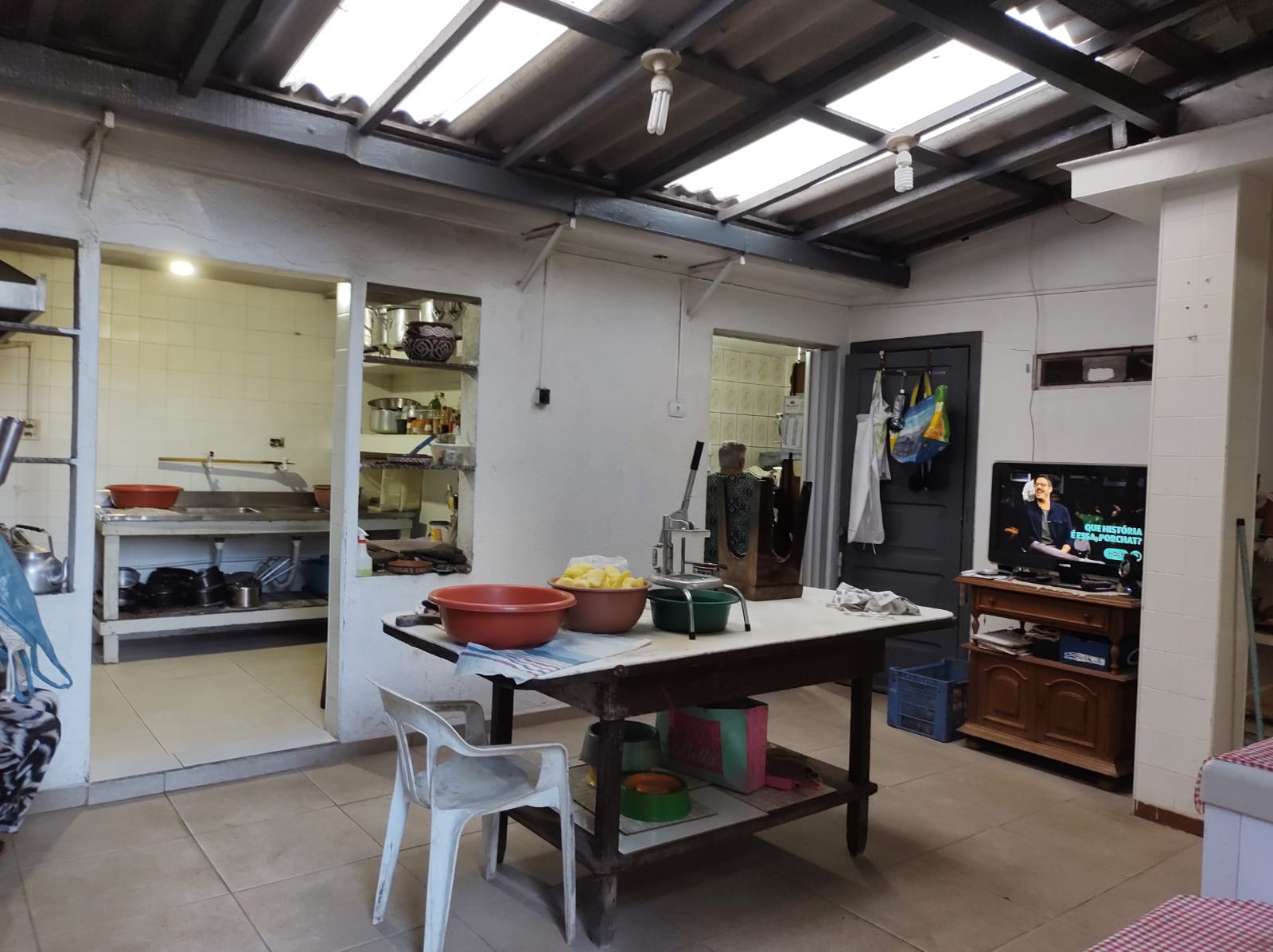 Imagem Imóvel Comercial à Venda ou Locação, 176 m²em Gonzaga - Santos