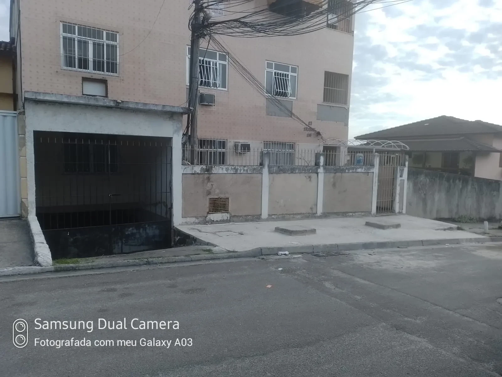 Imagem Apartamento com 2 Quartos à Venda, 70 m² em Trindade - São Gonçalo