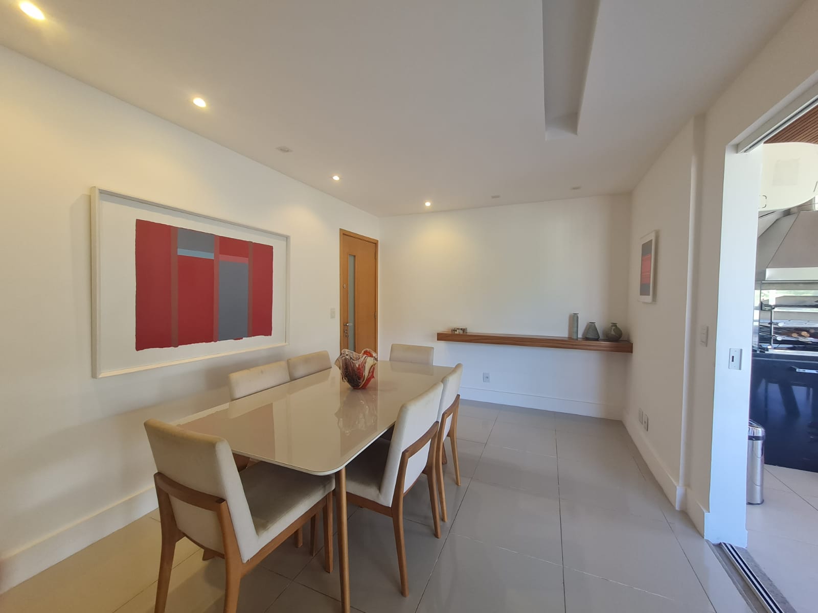 Imagem Apartamento com 3 Quartos à Venda, 280 m²em Camboinhas - Niterói