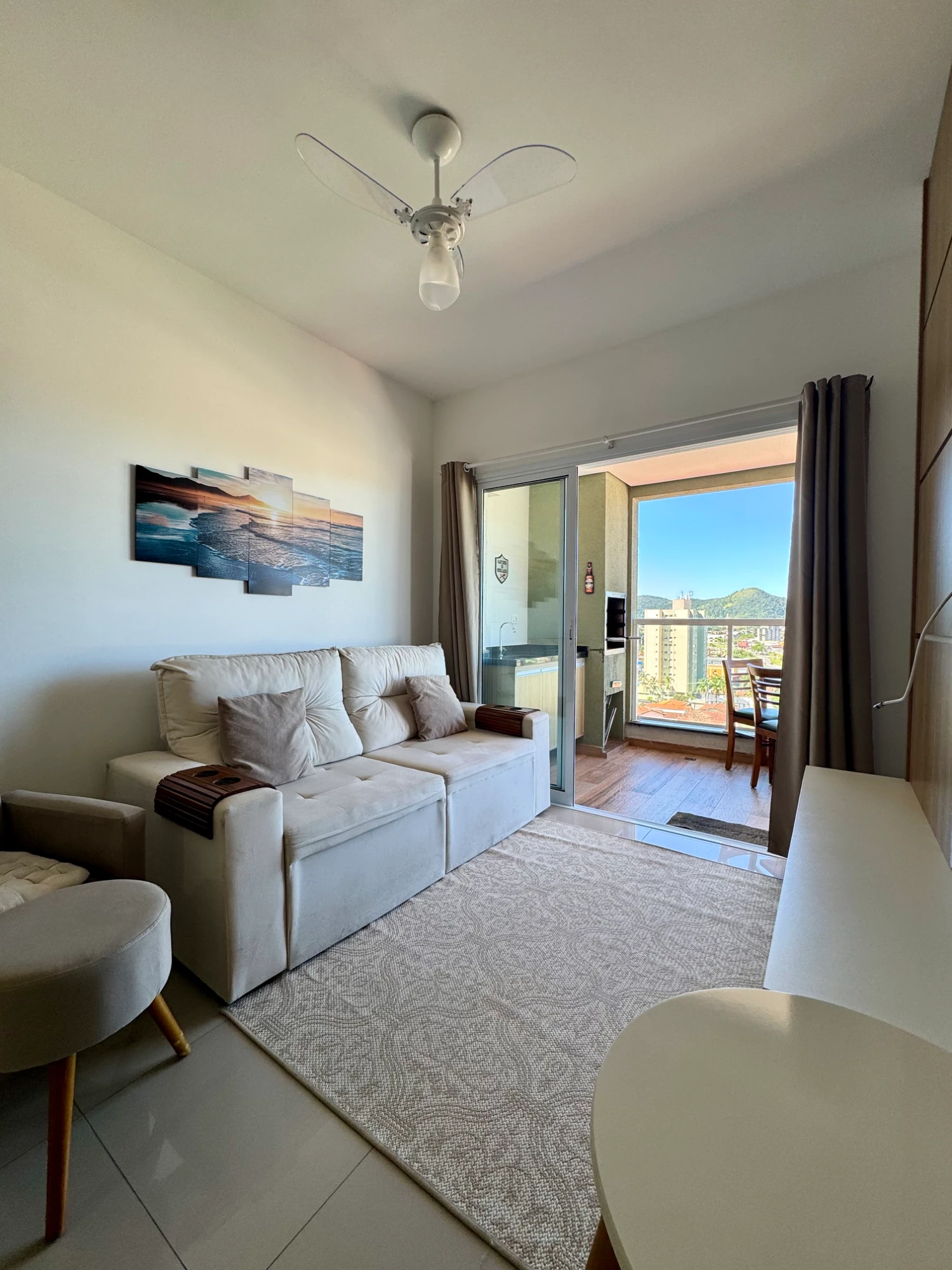 Imagem Apartamento com 2 Quartos à Venda, 79 m² em Sumaré - Caraguatatuba