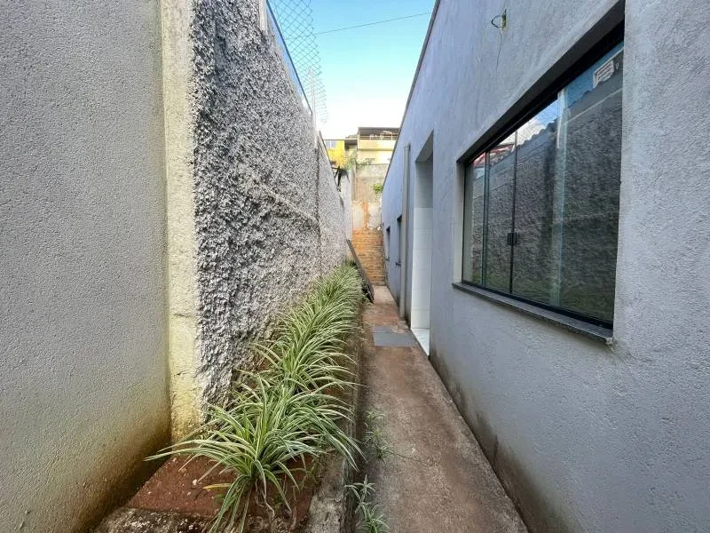 Imagem Casa com 3 Quartos à Venda, 200 m² em Santa Efigênia - Belo Horizonte
