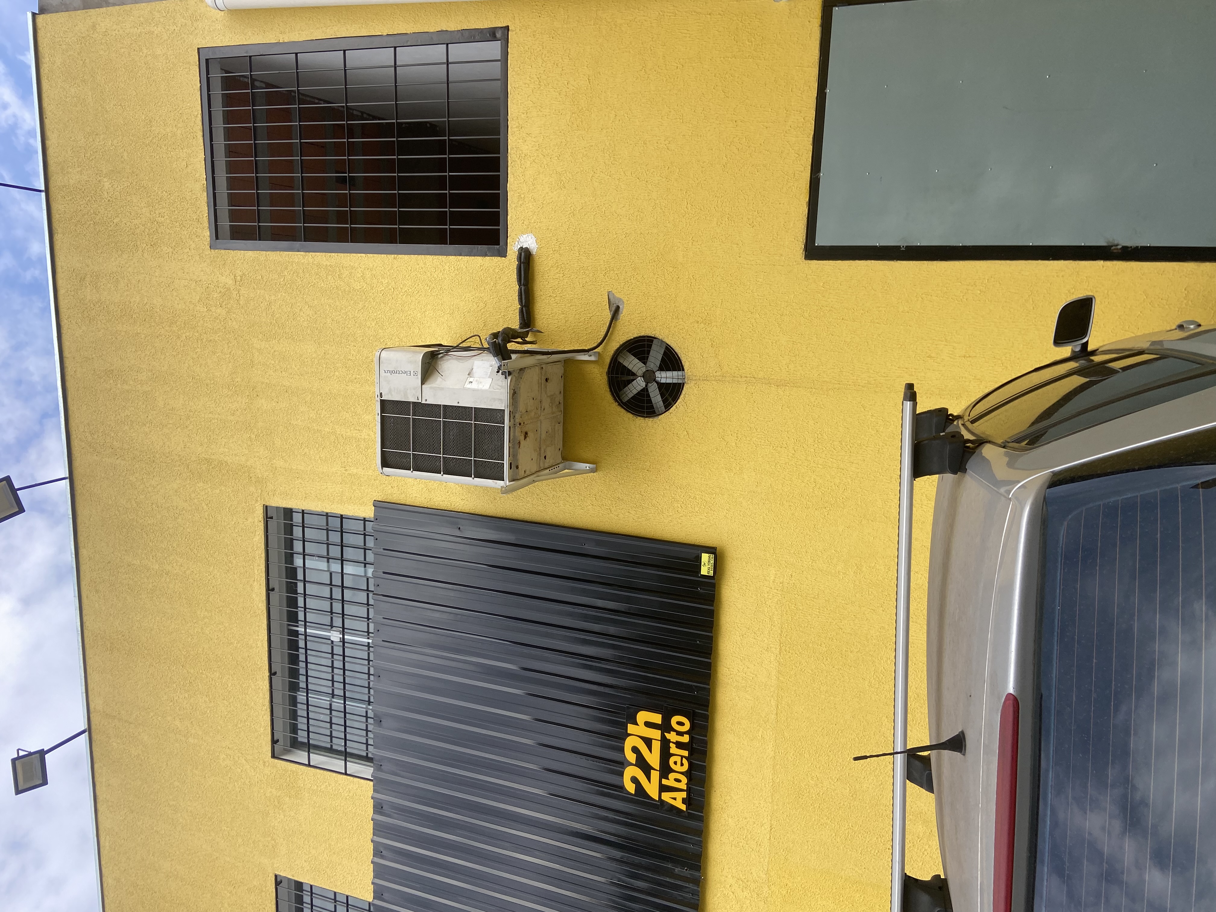 Imagem Vaga de Garagem à Venda ou Locação, 328 m²em São Pedro - Osasco