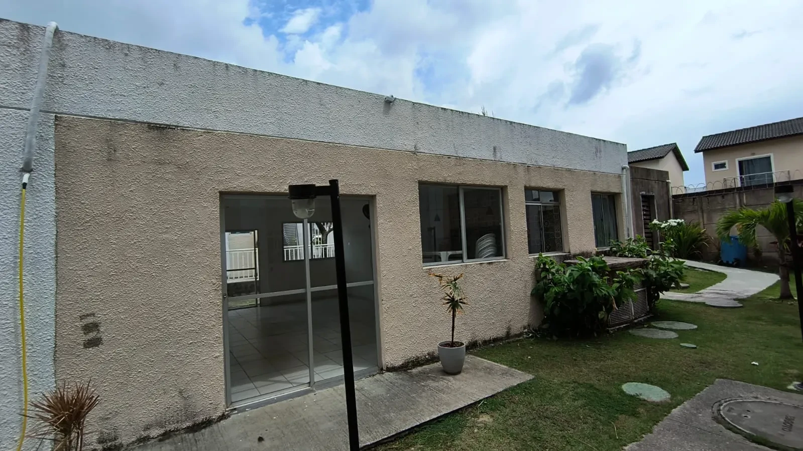Imagem Apartamento com 2 Quartos à Venda, 45 m² em Catu de Abrantes (Abrantes) - Camaçari