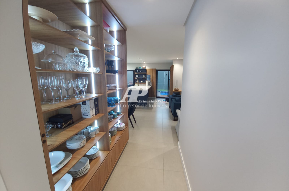 Imagem Casa de Condomínio com 3 Quartos à Venda, 247 m²em Jardim Carvalho - Ponta Grossa