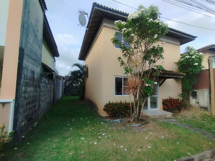 Imagem Casa de Condomínio com 3 Quartos para Alugar, 200 m²em Vila de Abrantes (Abrantes) - Camaçari