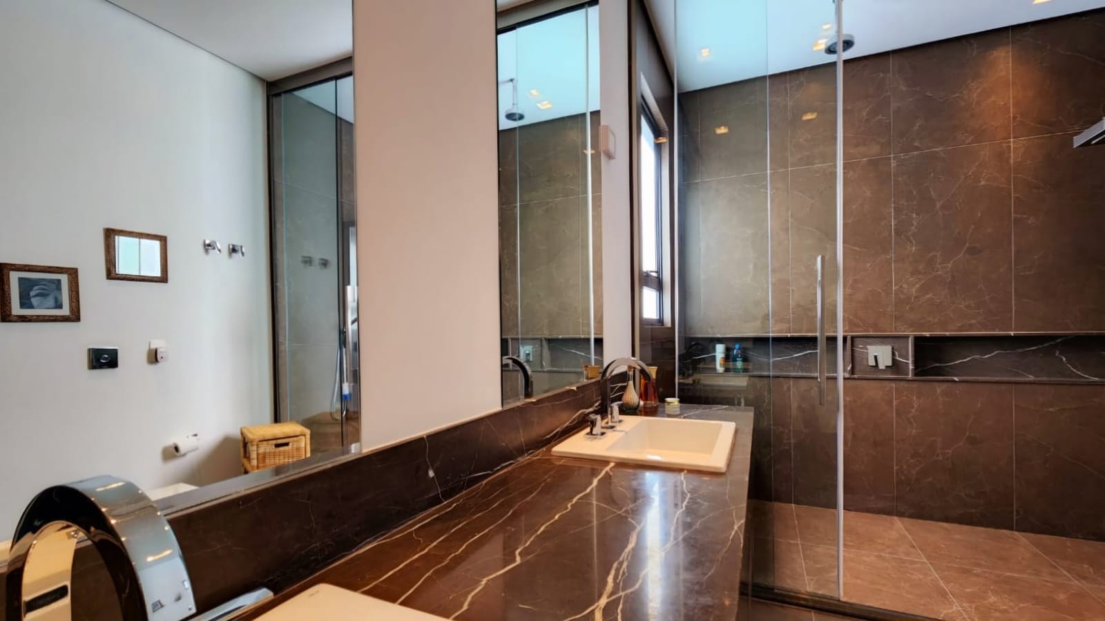 Foto do imóvel: Casa com 4 Quartos à Venda, 370 m²em Ponta da Praia - Santos