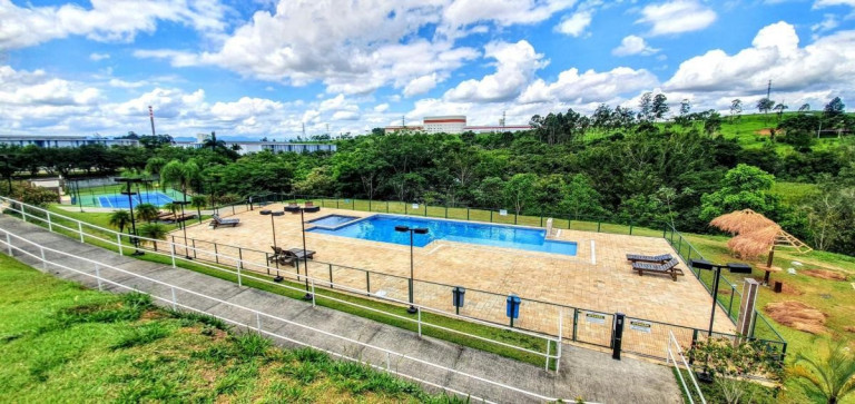 Terreno em Condomínio à Venda, 360 m² em Eugênio de Mello - São José dos Campos
