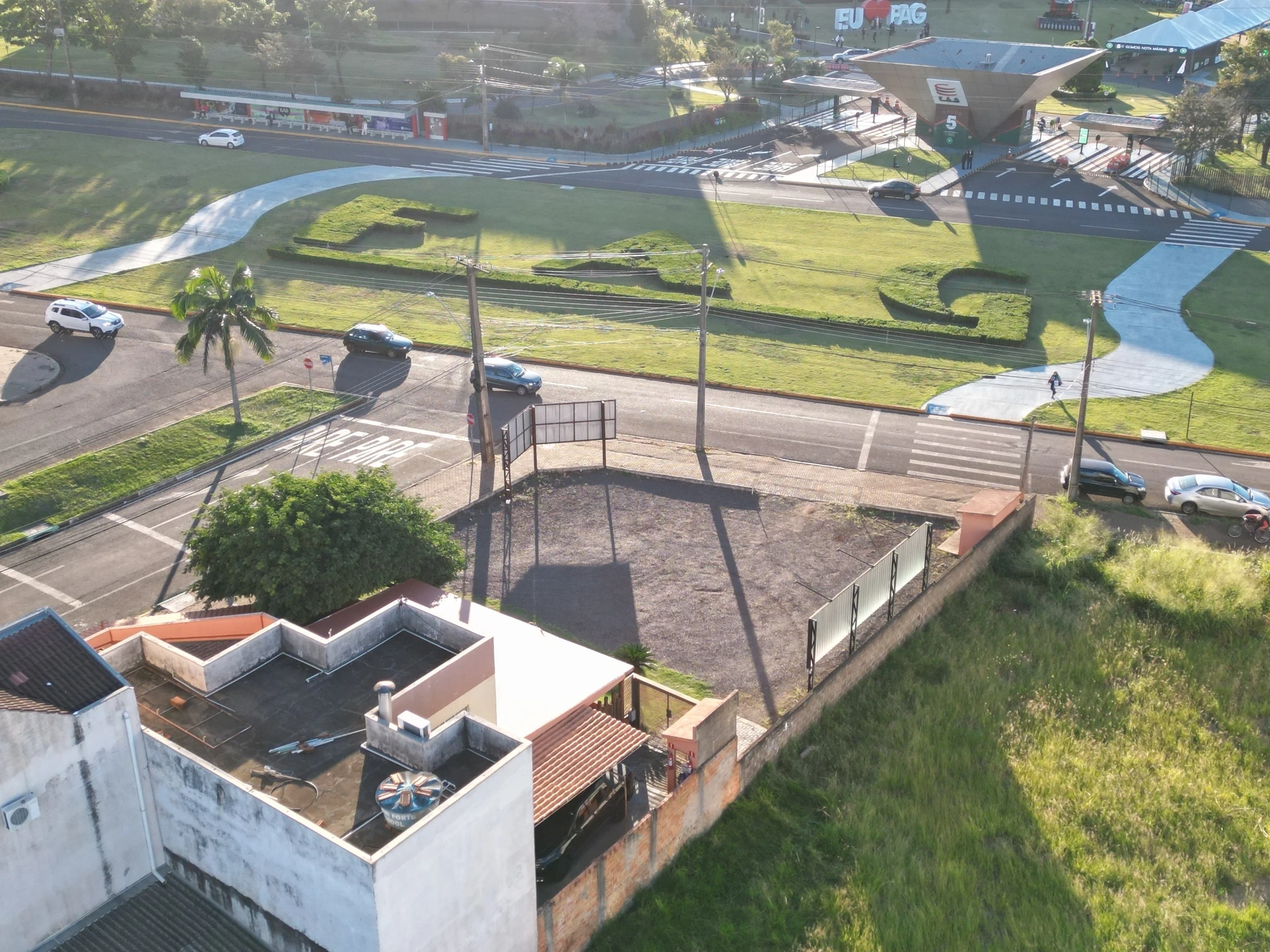 Foto do imóvel: Sala Comercial à Venda, 200 m² em FAG - Cascavel