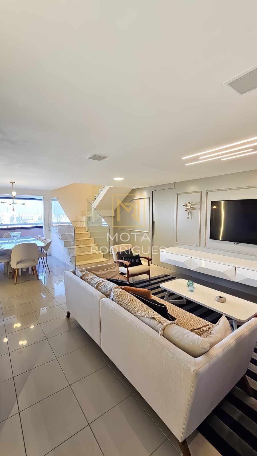 Foto do imóvel: Apartamento com 3 Quartos à Venda, 220 m² em Dionisio Torres - Fortaleza