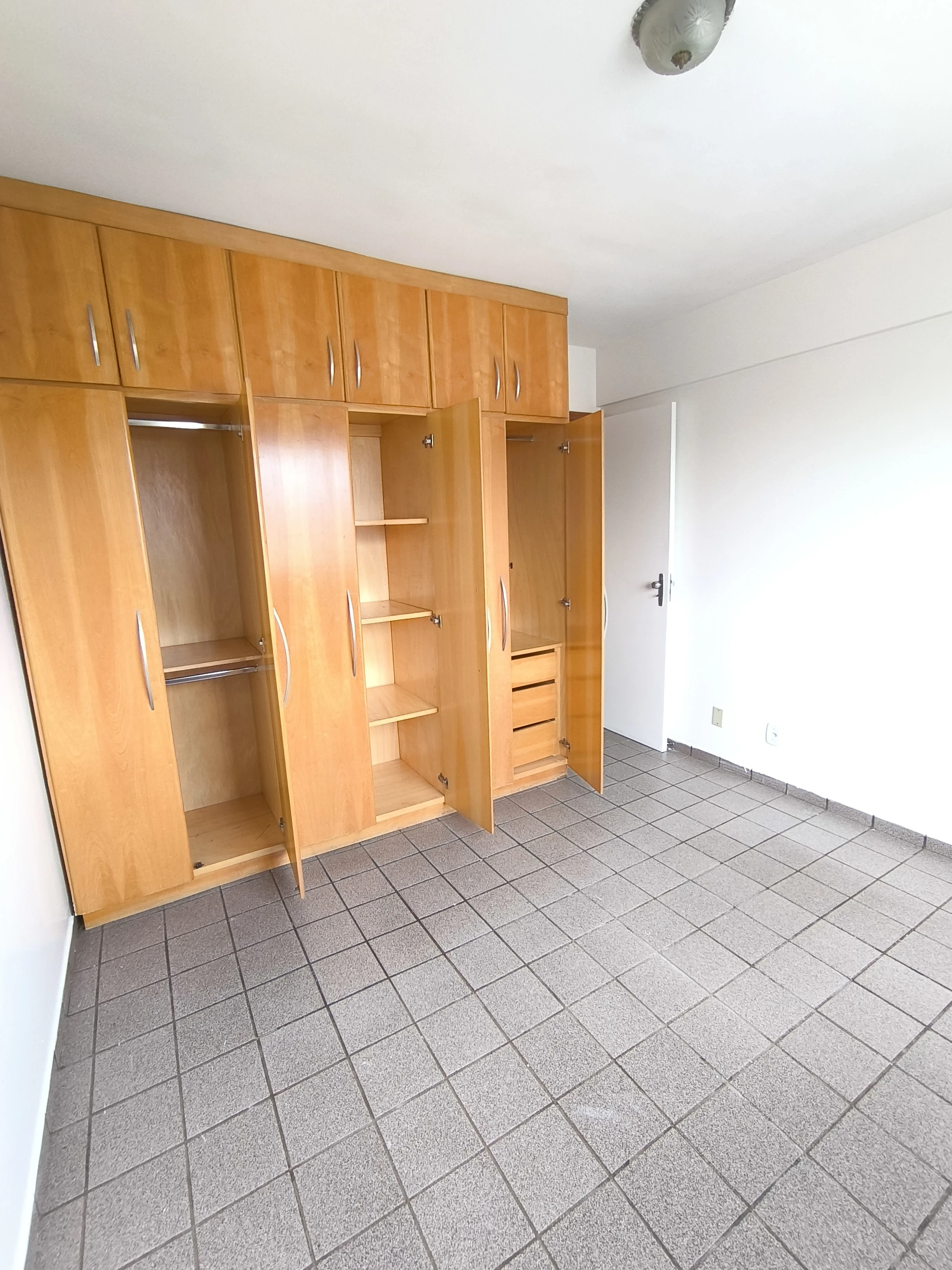 Imagem Apartamento com 2 Quartos para Alugar, 55 m² em Jardim América - Goiânia