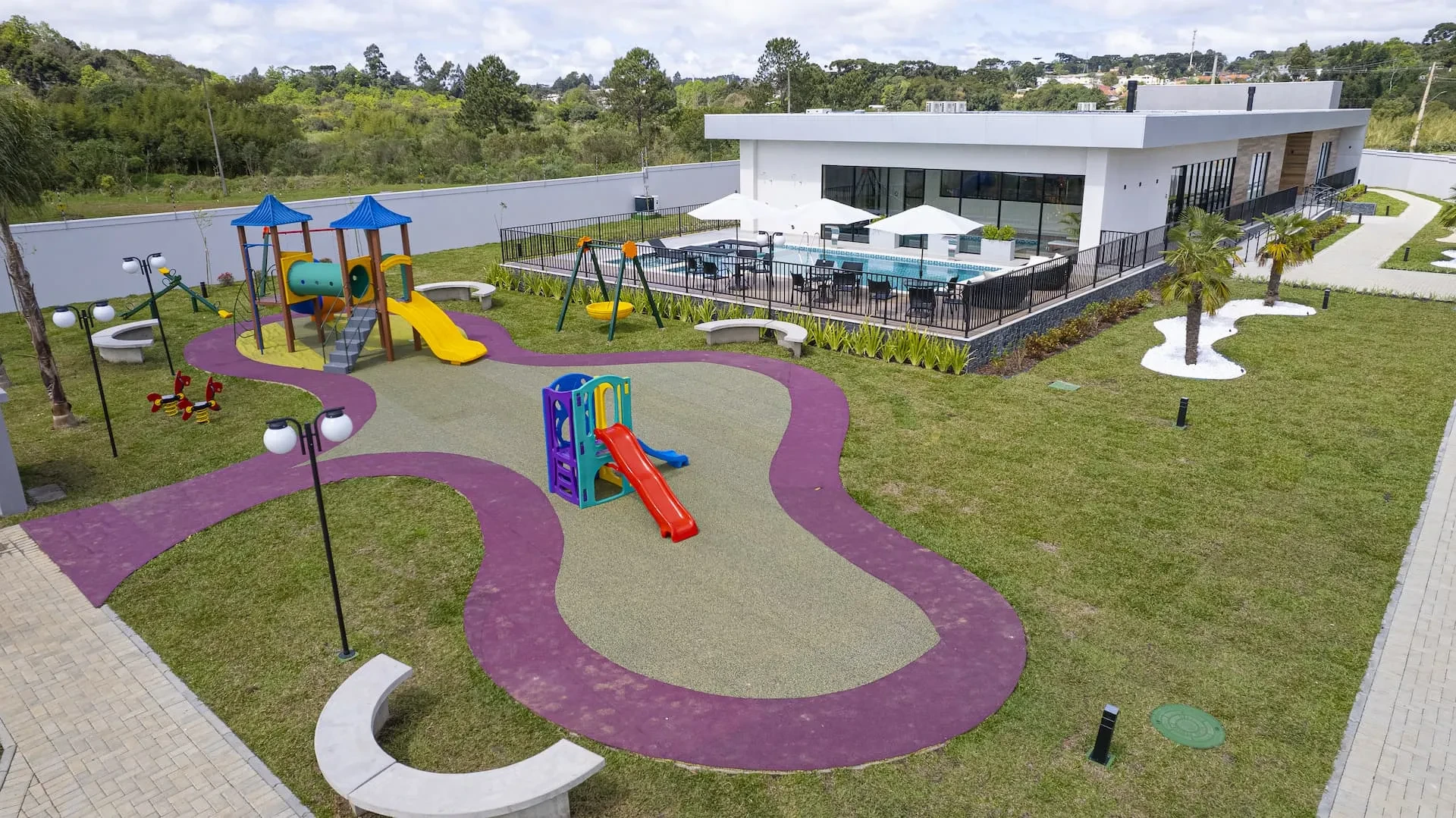 Imagem Terreno em Condomínio à Venda, 144 metros em Santa Cândida - Curitiba