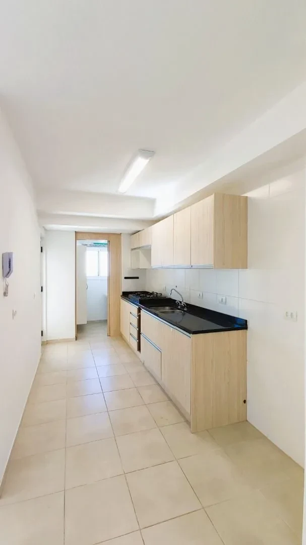 Foto do imóvel: Apartamento com 2 Quartos à Venda, 77 m² em Água Verde - Curitiba