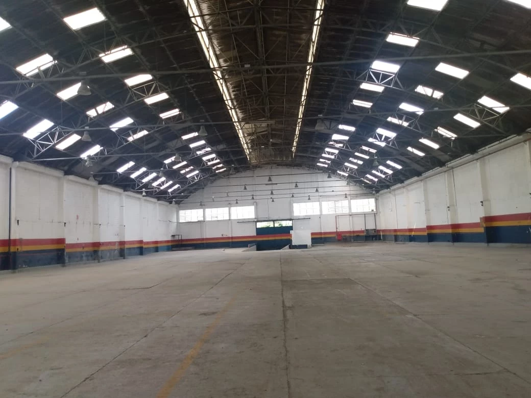 Imagem Galpão para Alugar, 2.700 m² em Fundação - São Caetano do Sul