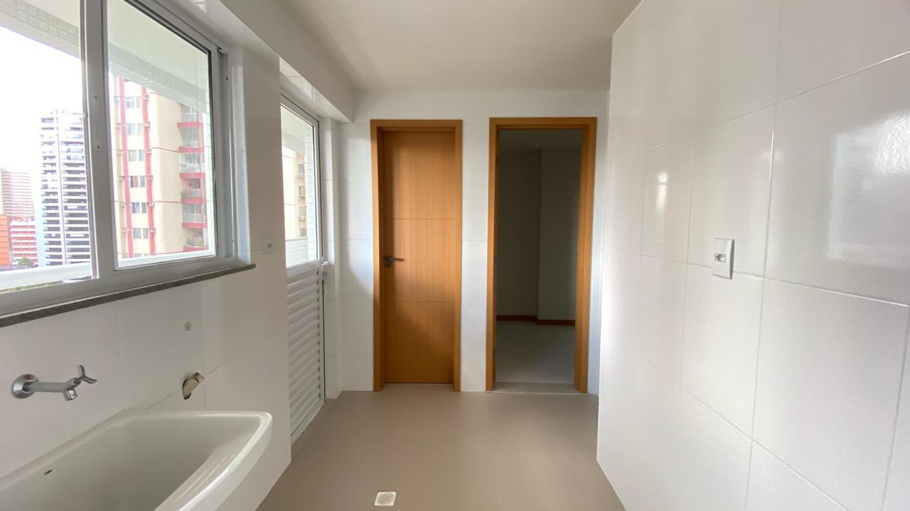 Imagem Apartamento com 3 Quartos à Venda, 181 m² em Nazaré - Belém