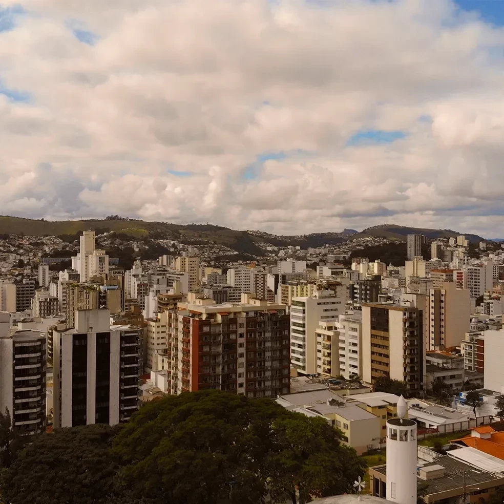 Apartamento com 2 Quartos à Venda, 65 m² em Santa Helena - Juiz de Fora