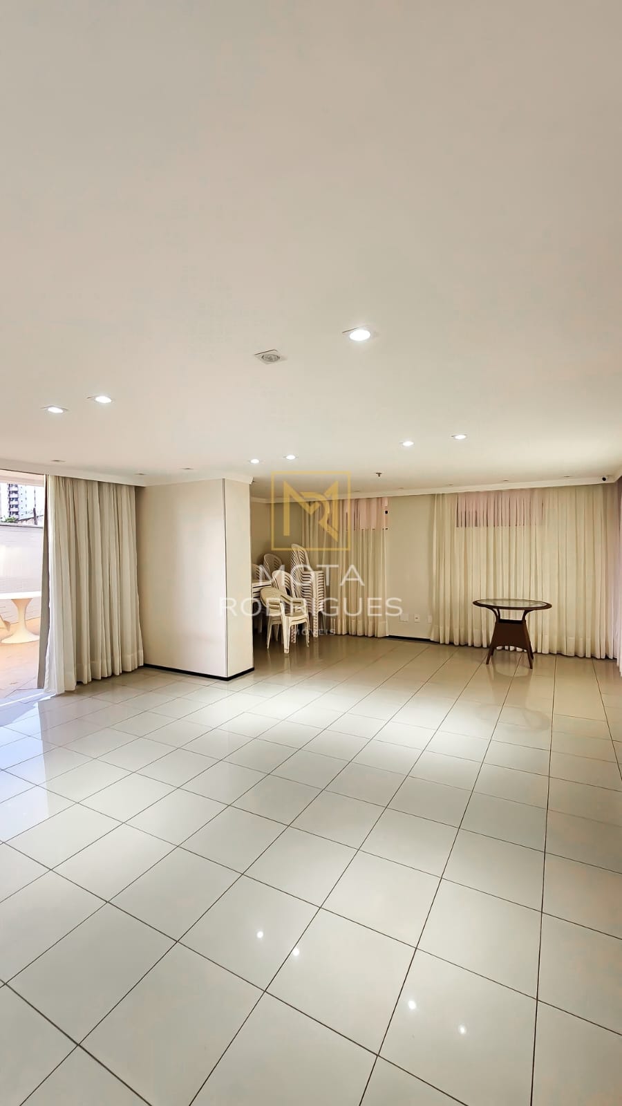 Foto do imóvel: Apartamento com 3 Quartos à Venda, 220 m² em Dionisio Torres - Fortaleza