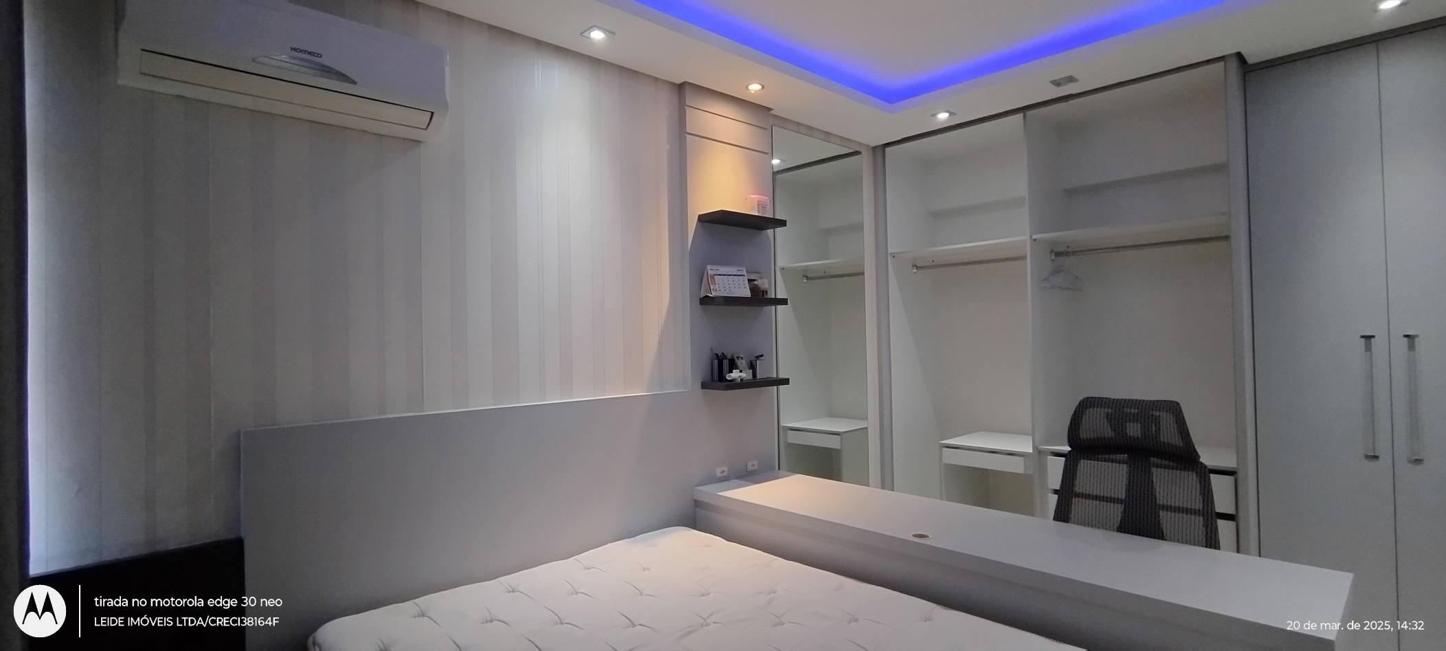 Imagem Apartamento com 2 Quartos à Venda, Locação ou Temporada, 72 metros em Centro - Florianópolis