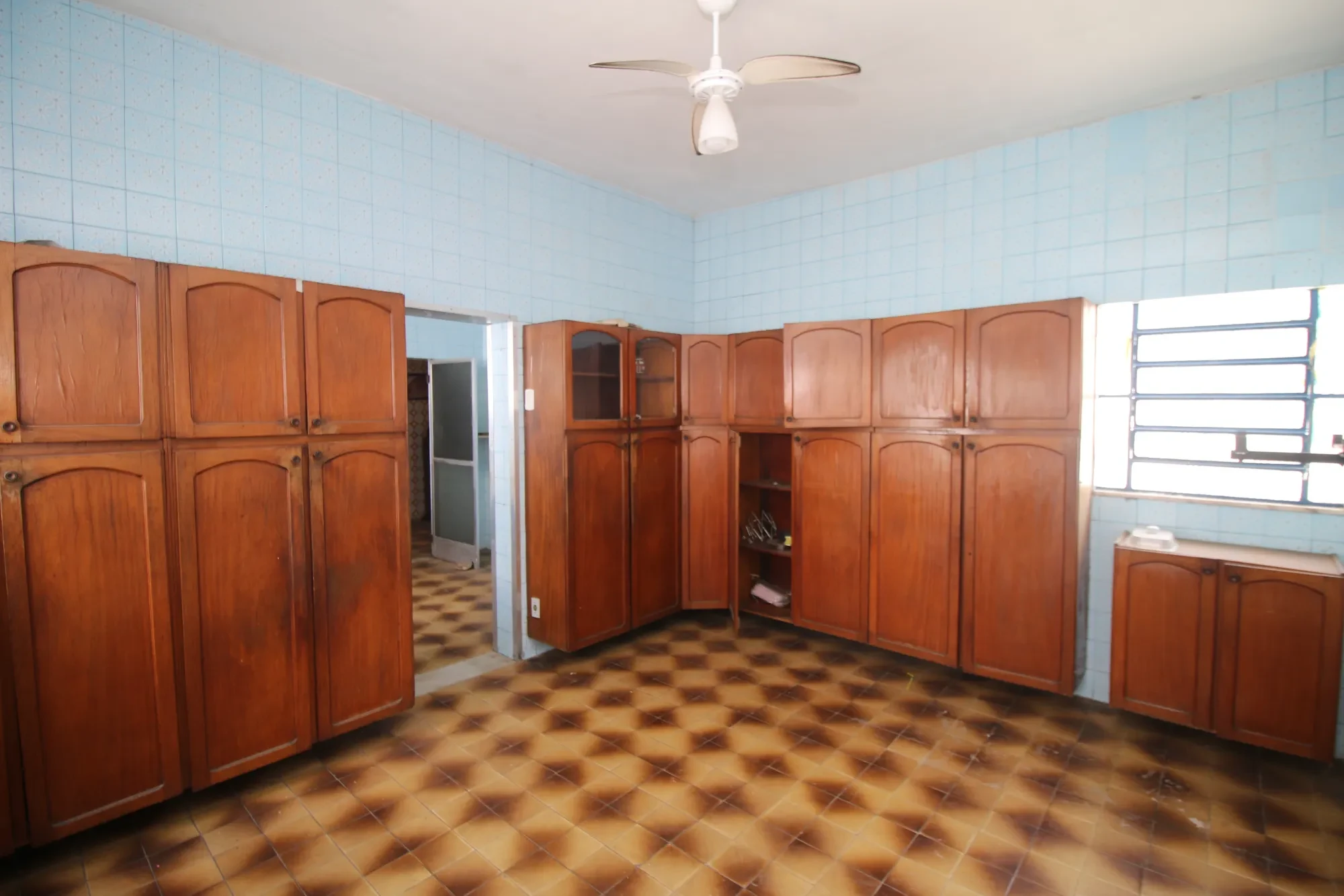 Foto do imóvel: Casa com 6 Quartos à Venda, 245 m² em Brás de Pina - Rio de Janeiro