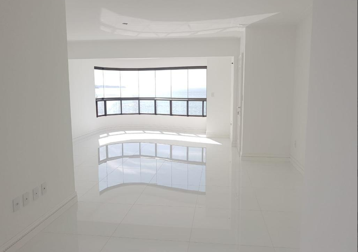 Imagem Apartamento com 3 Quartos à Venda, 110 m²em Centro - Balneário Camboriú