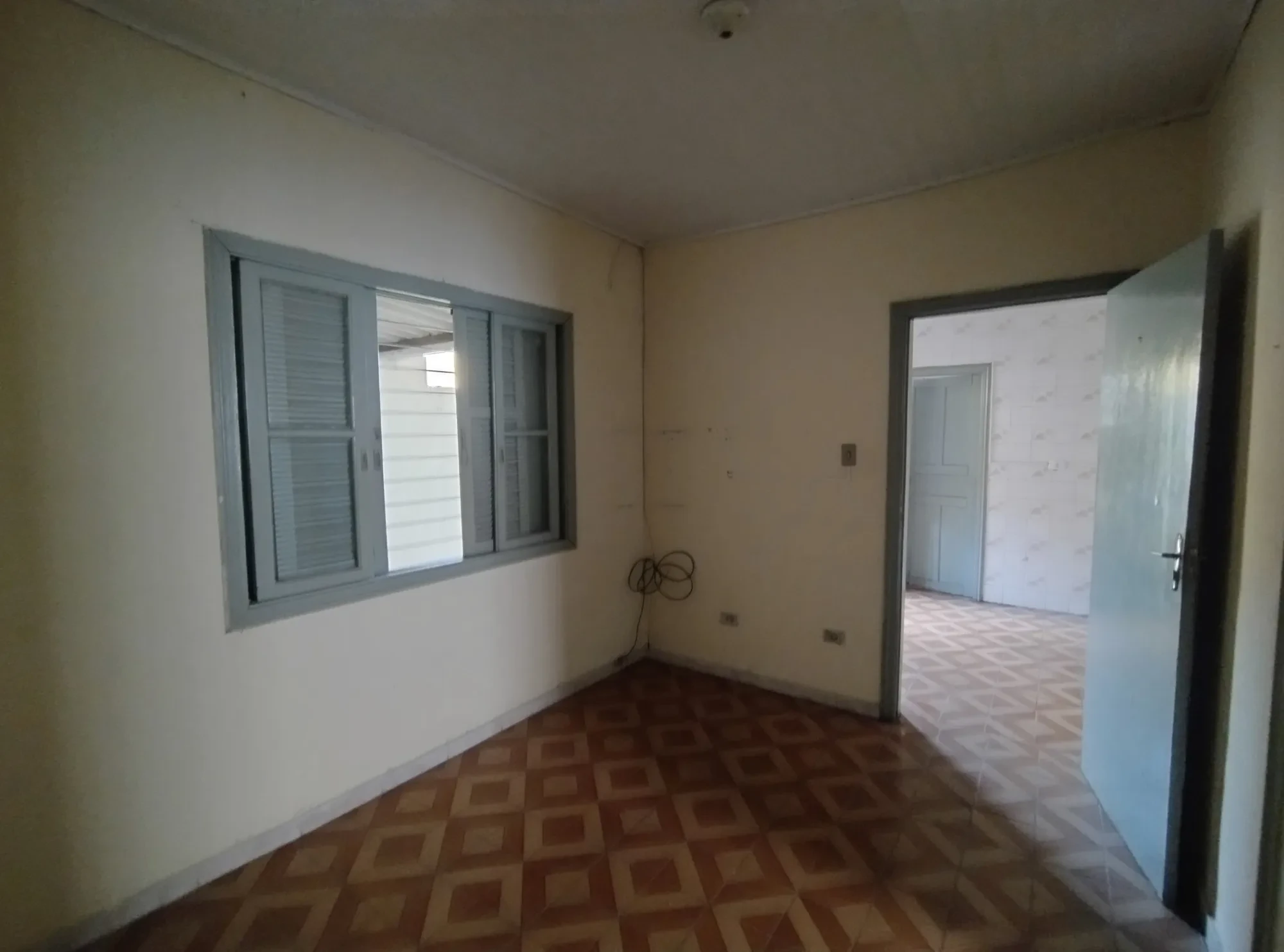 Foto do imóvel: Casa com 1 Quarto para Alugar, 35 m² em São João - Jacareí