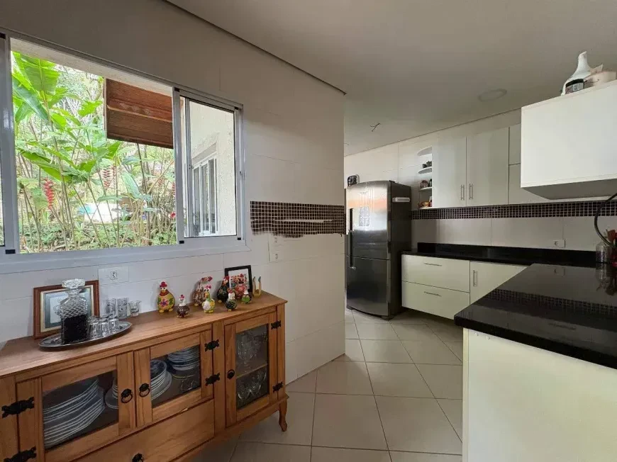 Imagem Casa com 3 Quartos à Venda ou Locação, 278 m² em Chácaras Ana Lúcia - Embu das Artes