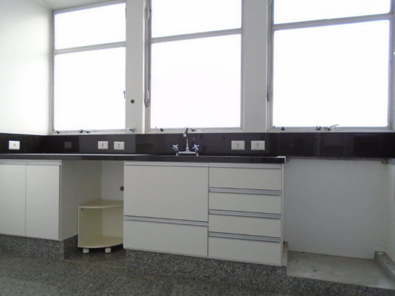 Imagem Apartamento com 3 Quartos para Alugar, 234 m² em Santa Cecília - São Paulo