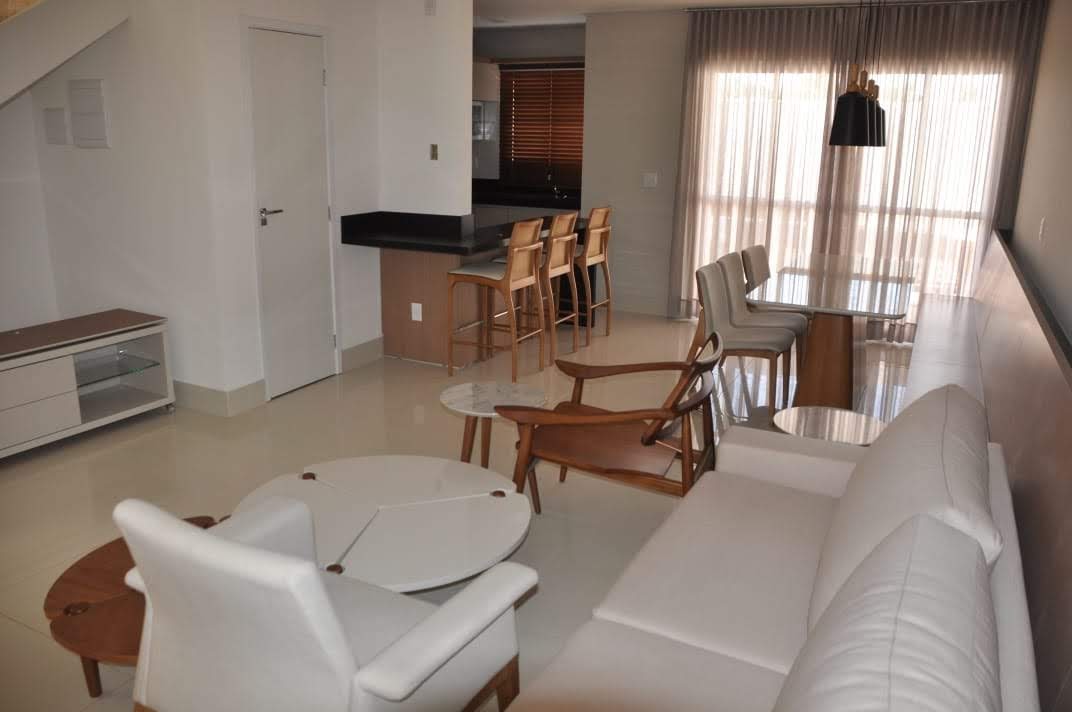 Sobrado com 3 Quartos à Venda, 143 m²em Cardoso Continuação - Aparecida de Goiânia