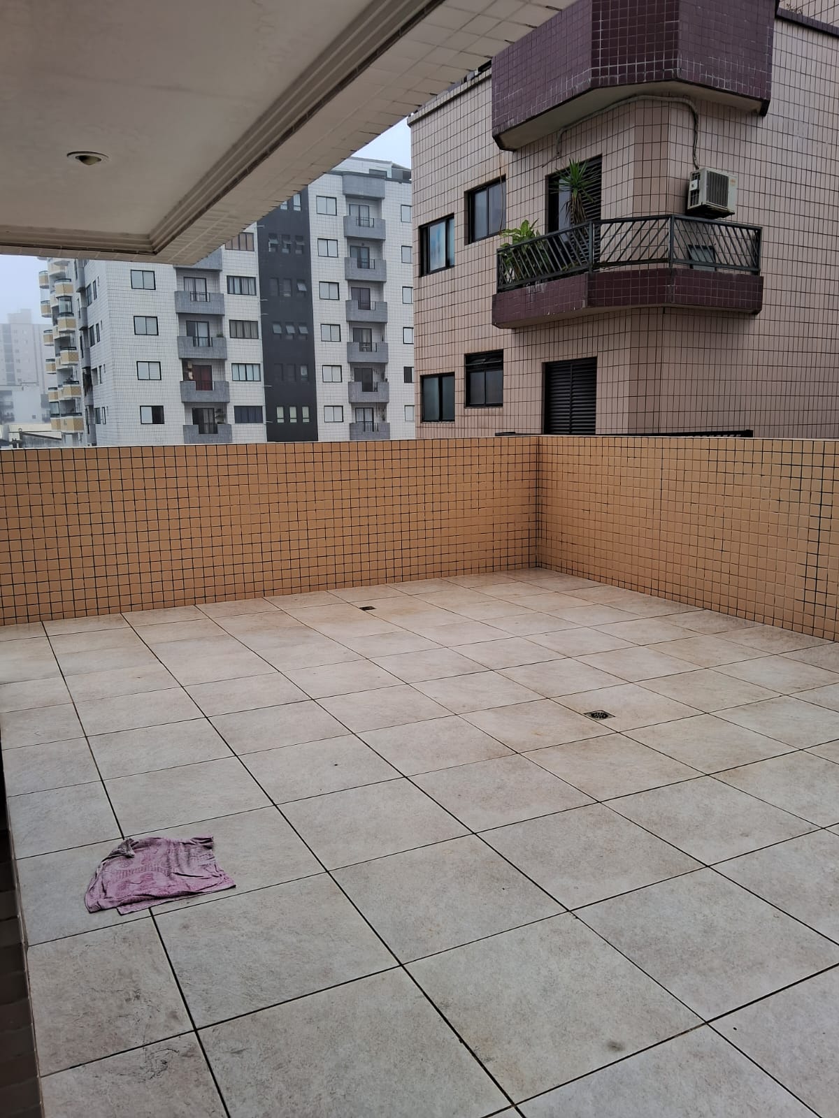Imagem Apartamento com 2 Quartos à Venda, 70 m²em Ocian - Praia Grande