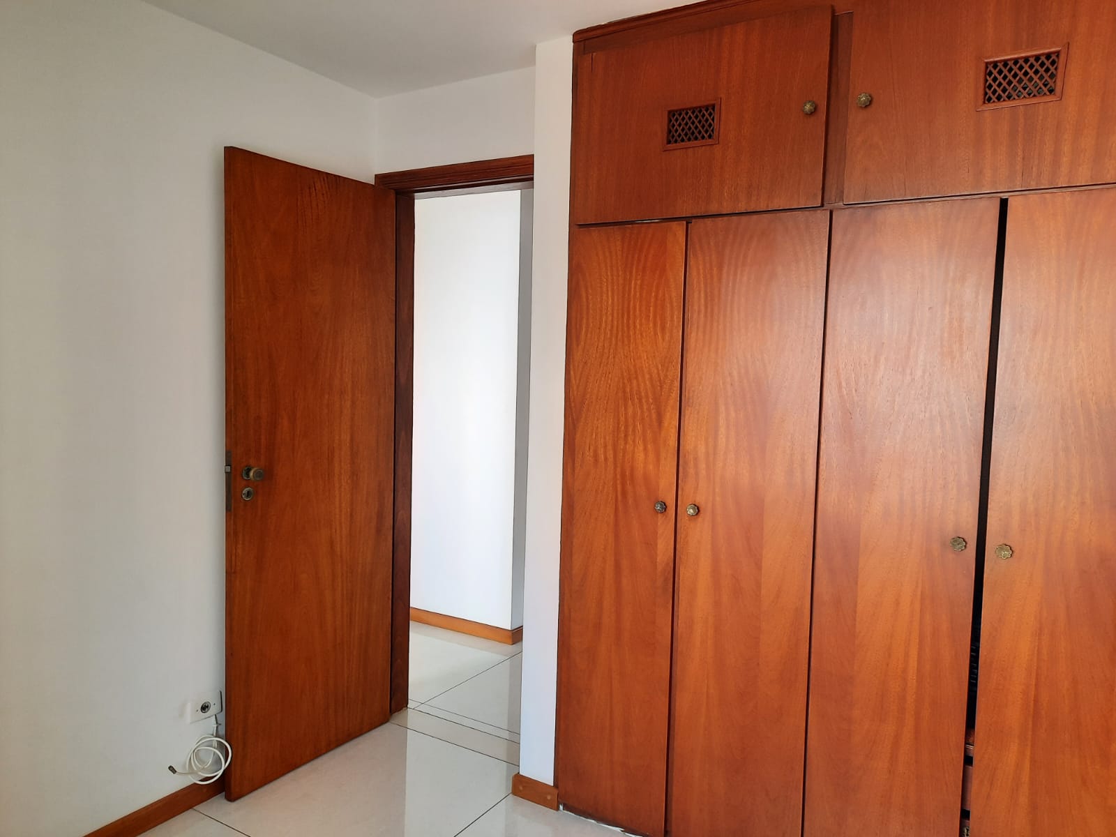 Imagem Apartamento com 2 Quartos à Venda ou Locação, 58 m² em Moema - São Paulo