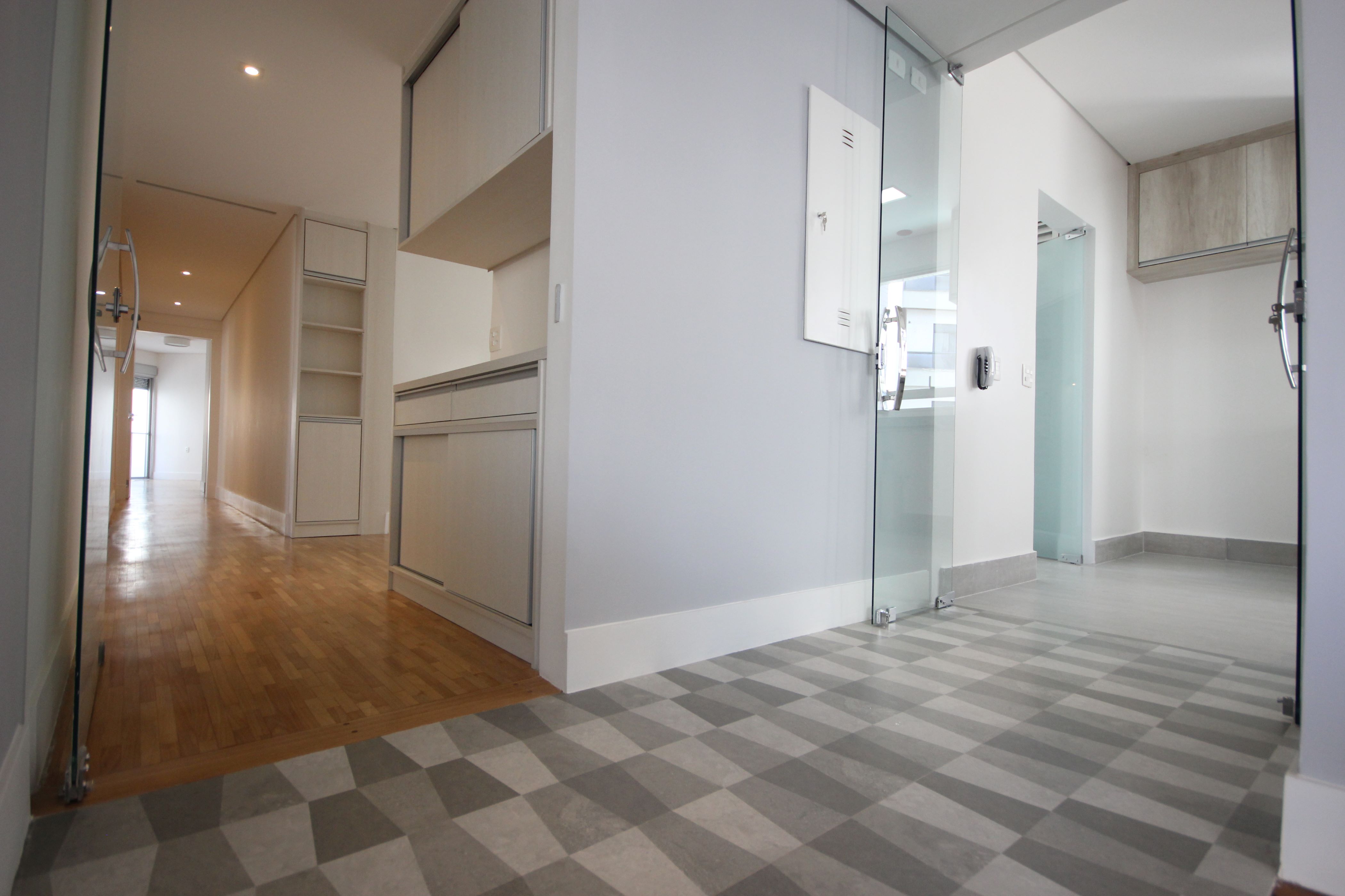Imagem Apartamento com 3 Quartos à Venda, 244 m² em Vila Uberabinha - São Paulo