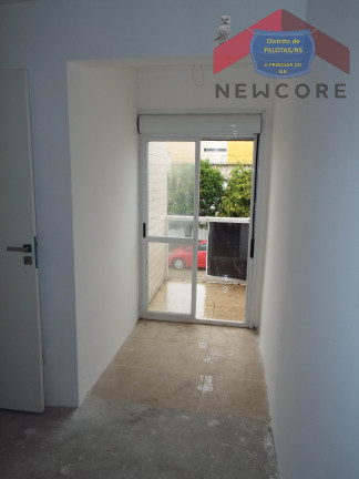 Imagem Apartamento com 2 Quartos à Venda, 45 m² em Porto - Pelotas