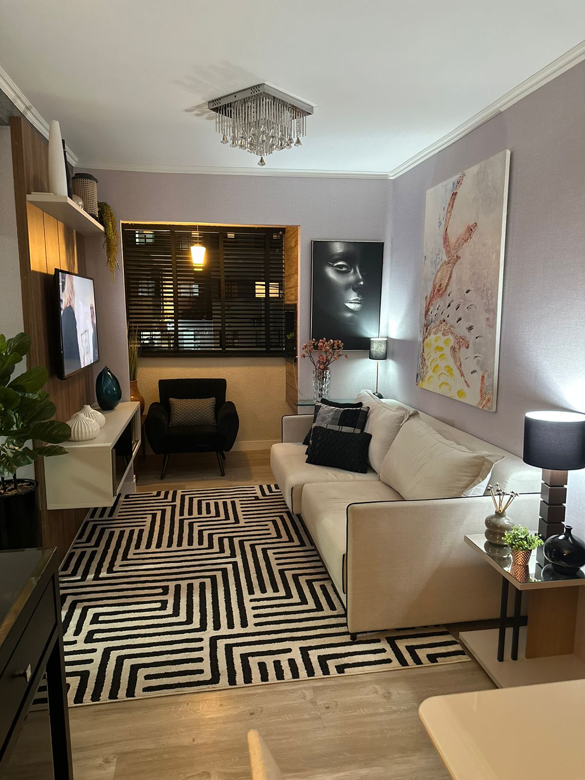 Imagem Apartamento com 2 Quartos à Venda, 55 m²em Espinheiros - Itajaí