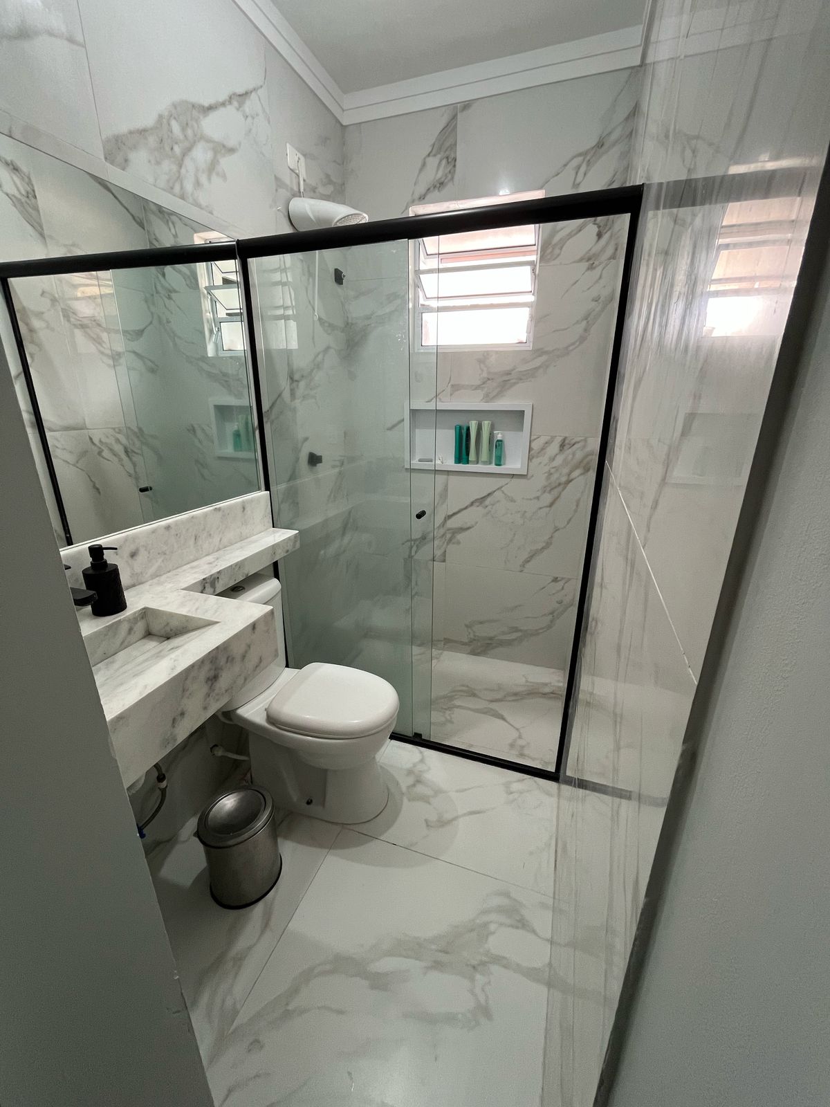 Imagem Casa de Condomínio com 2 Quartos à Venda, 85 m² em Eugênio de Mello - São José dos Campos