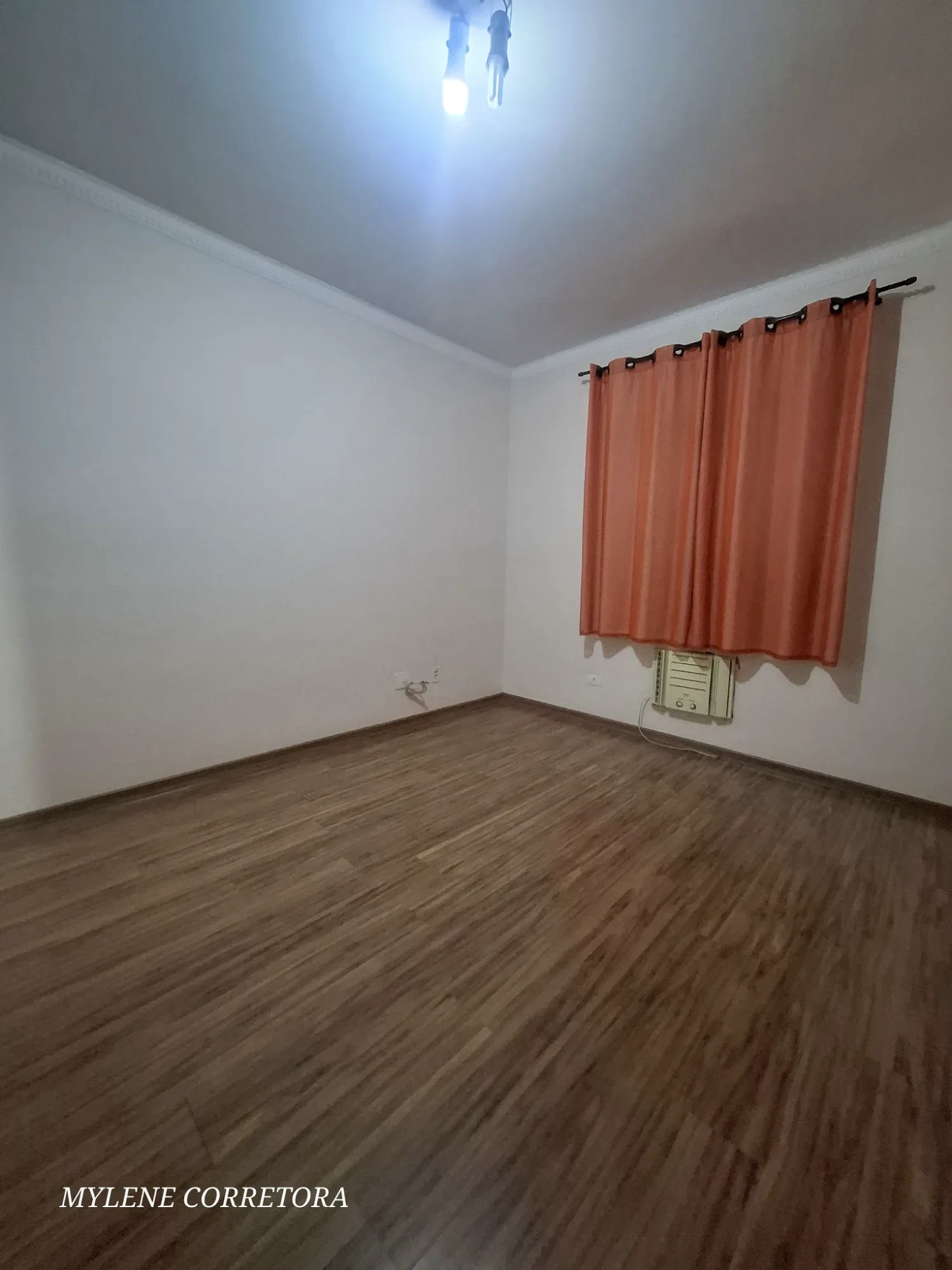 Imagem Apartamento com 2 Quartos à Venda, 112 m² em Embaré - Santos
