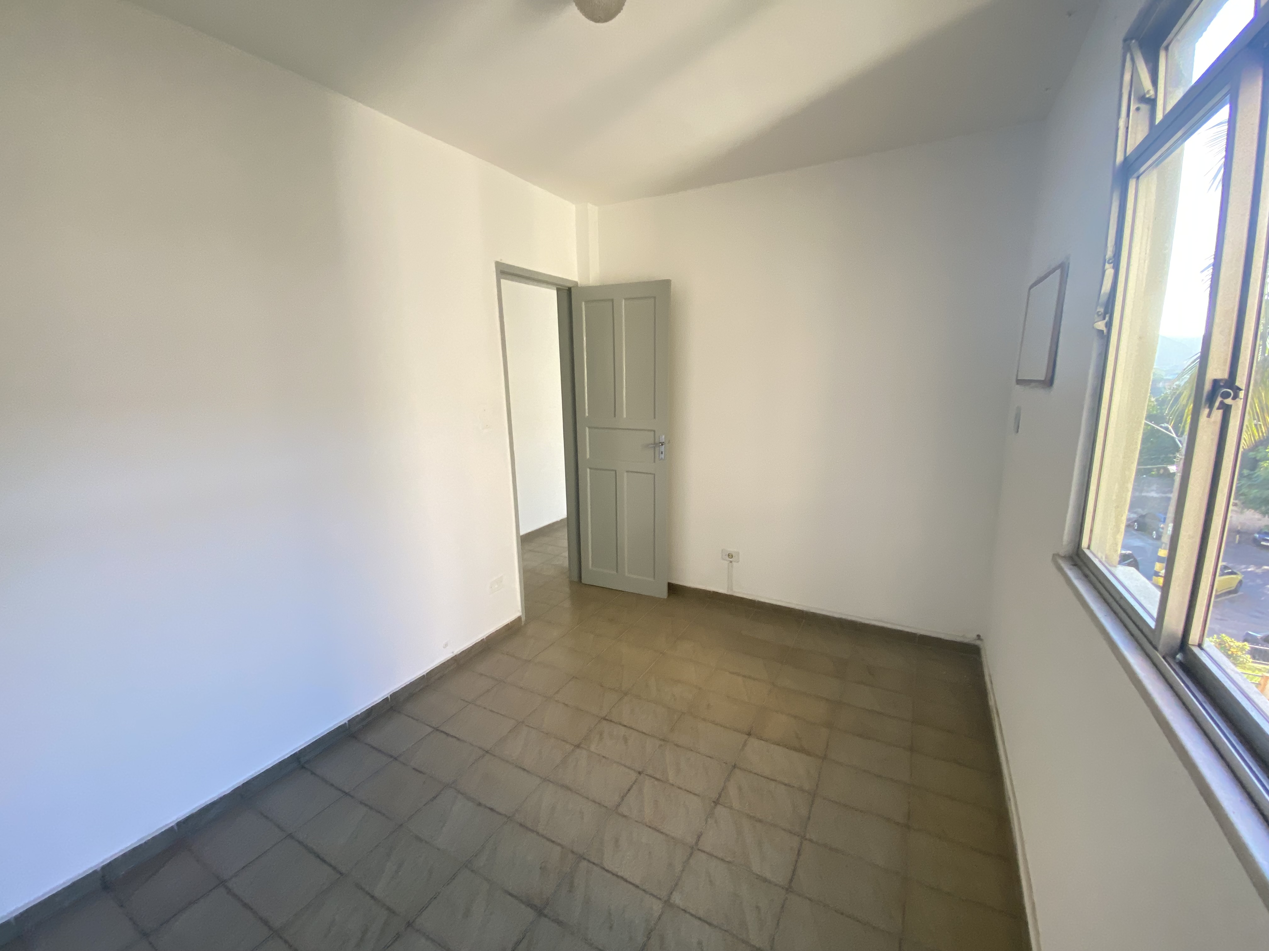Imagem Apartamento com 2 Quartos à Venda, 60 m²em Tomás Coelho - Rio de Janeiro