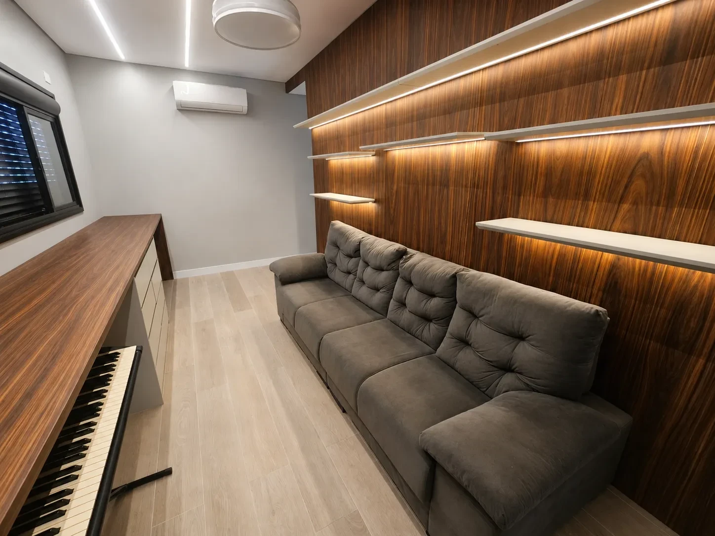 Imagem Sobrado com 5 Quartos à Venda, 271 m² em Jardim Casqueiro - Cubatão