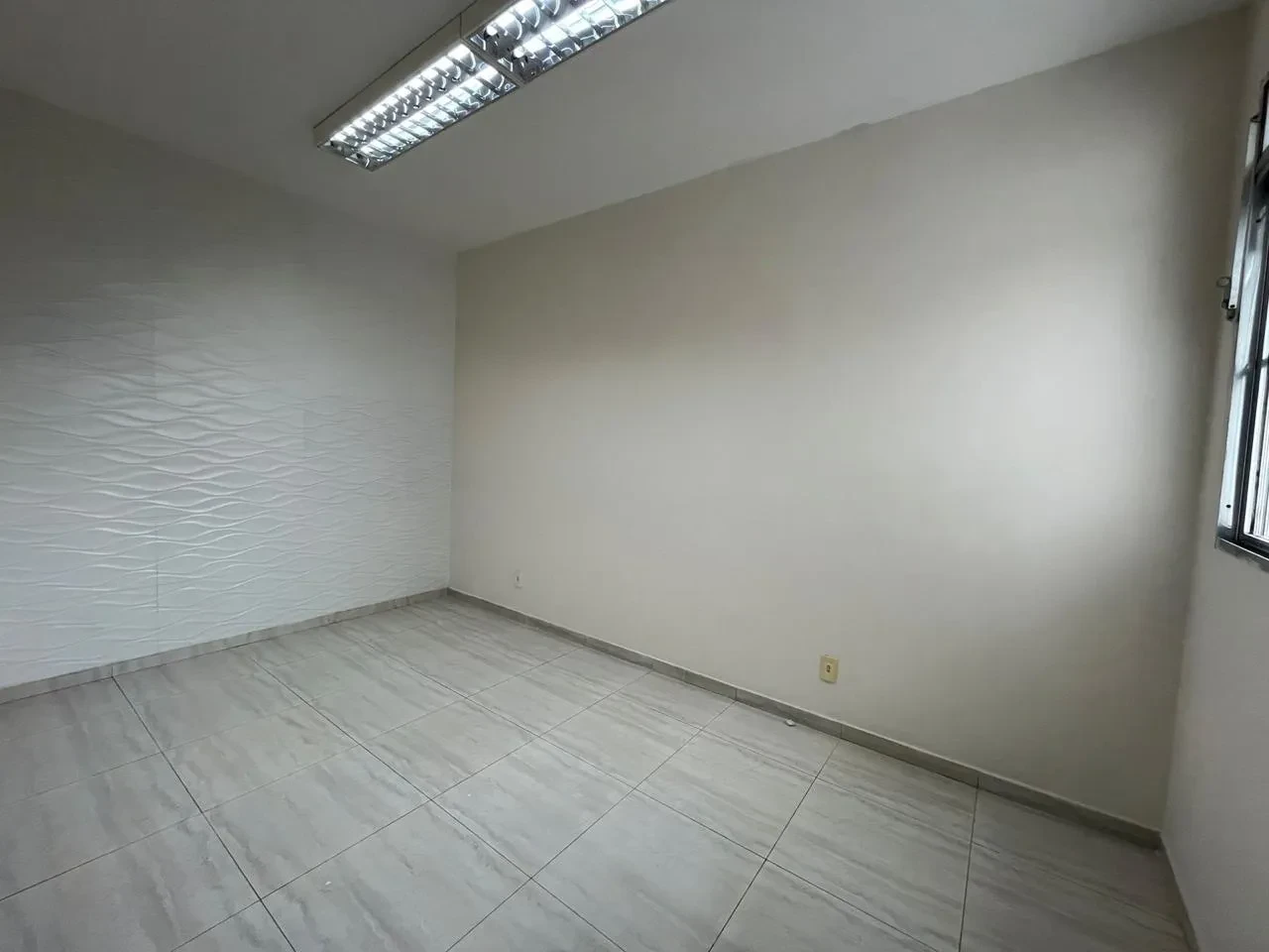 Foto do imóvel: Imóvel Comercial para Alugar, 100 m² em Vila Mathias - Santos