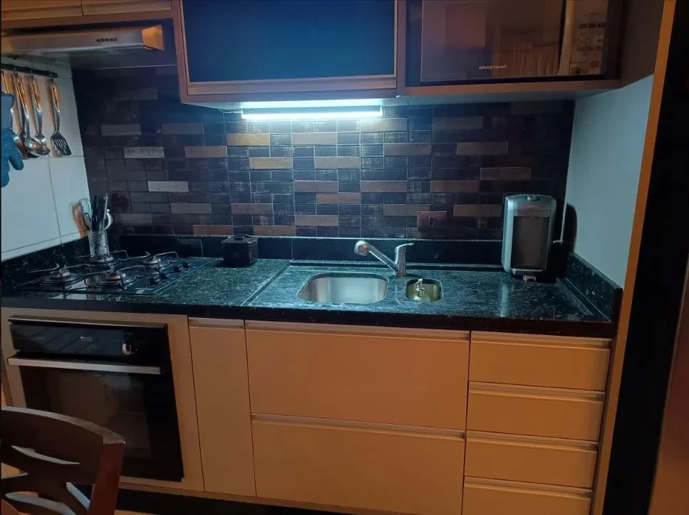 Imagem Apartamento com 2 Quartos à Venda, 65 m² em Rebouças - Curitiba