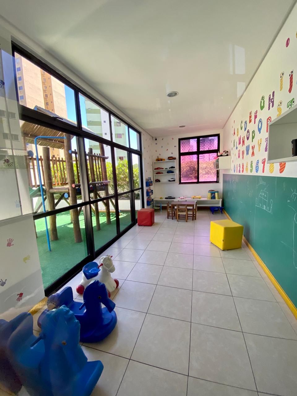 Imagem Apartamento com 2 Quartos à Venda, 77 m²em Imbuí - Salvador
