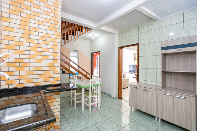Imagem Casa com 3 Quartos à Venda,  em Sítio Cercado - Curitiba