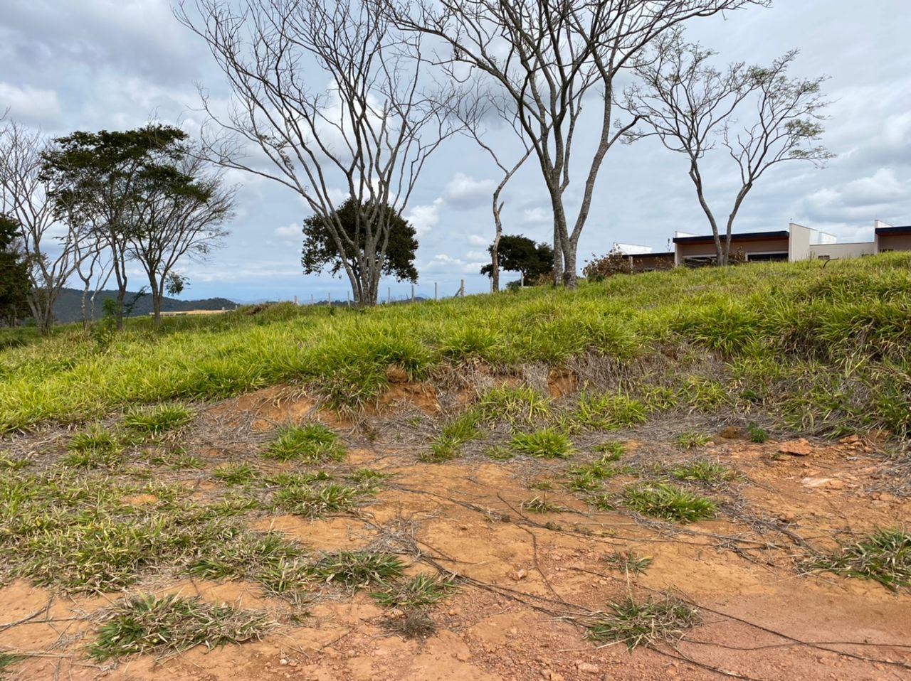 Foto do imóvel: Terreno à Venda, 3280 m² em Salvaterra - Juiz de Fora
