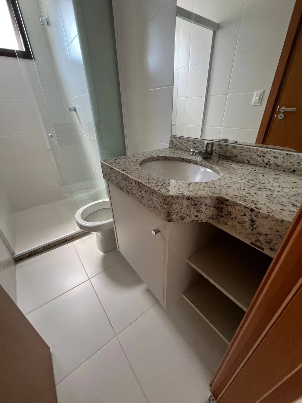 Imagem Apartamento com 1 Quarto para Alugar, 44 m² em Canela - Salvador