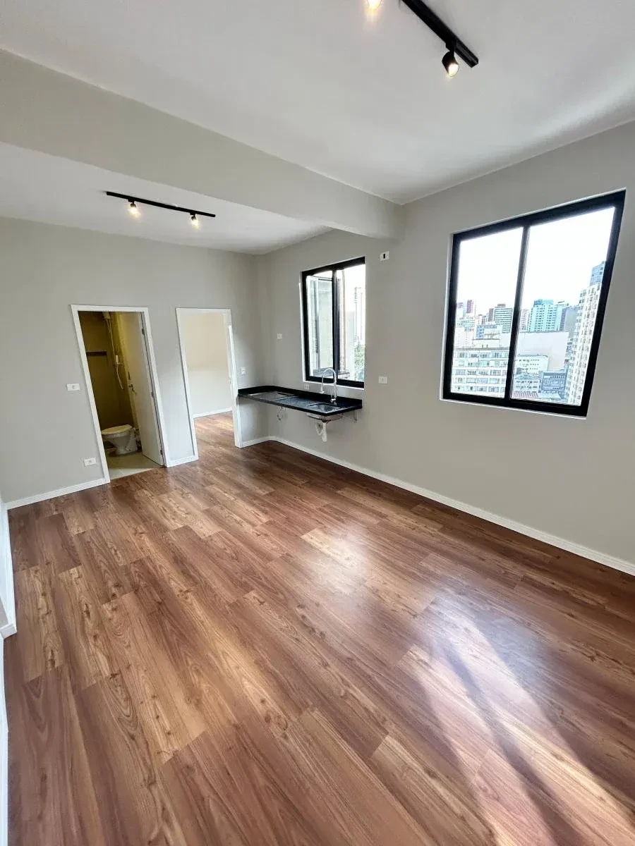 Imagem Apartamento com 1 Quarto à Venda, 31 m² em Centro - Curitiba