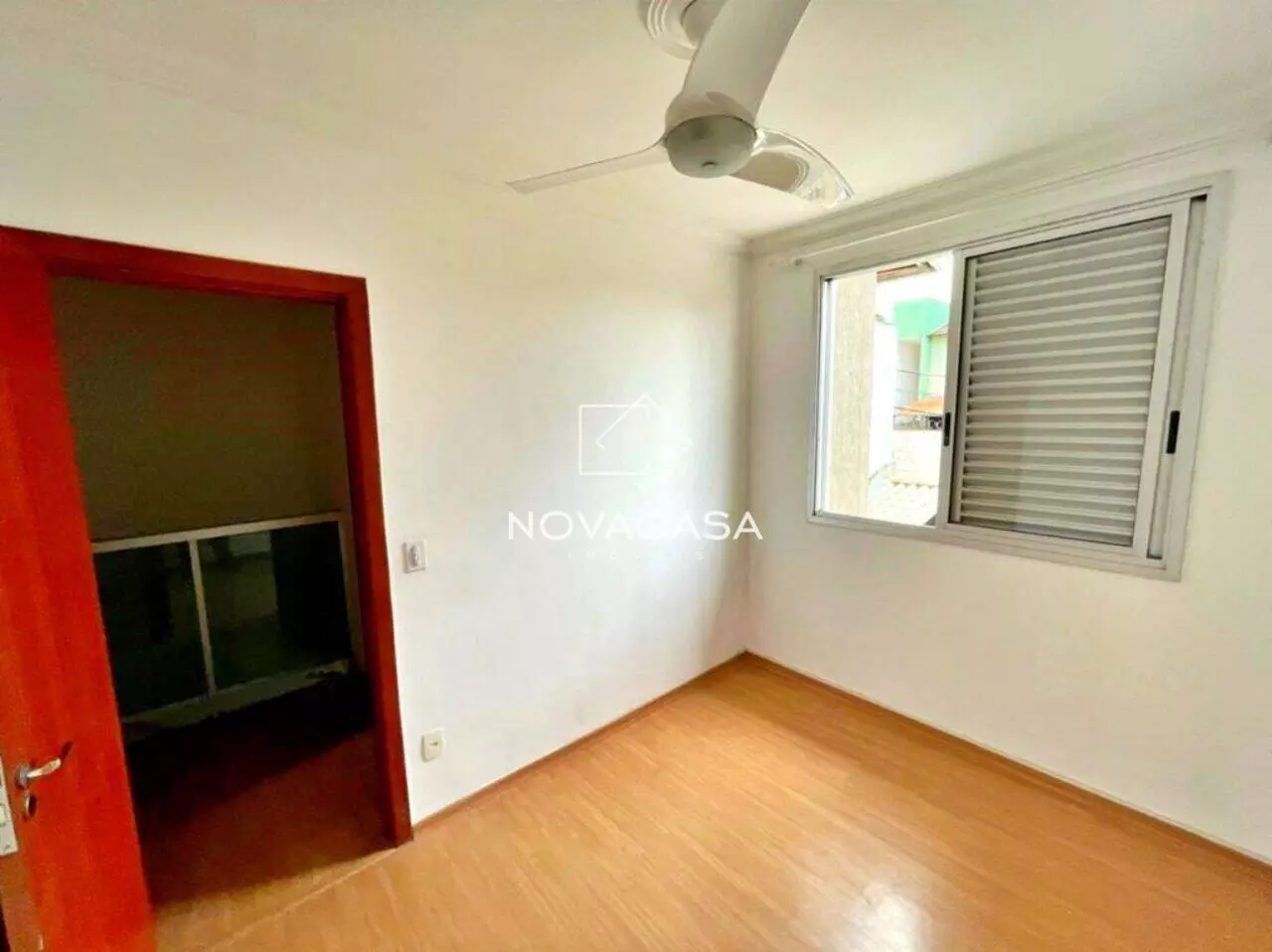 Imagem Casa com 3 Quartos à Venda, 85 m² em Heliópolis - Belo Horizonte