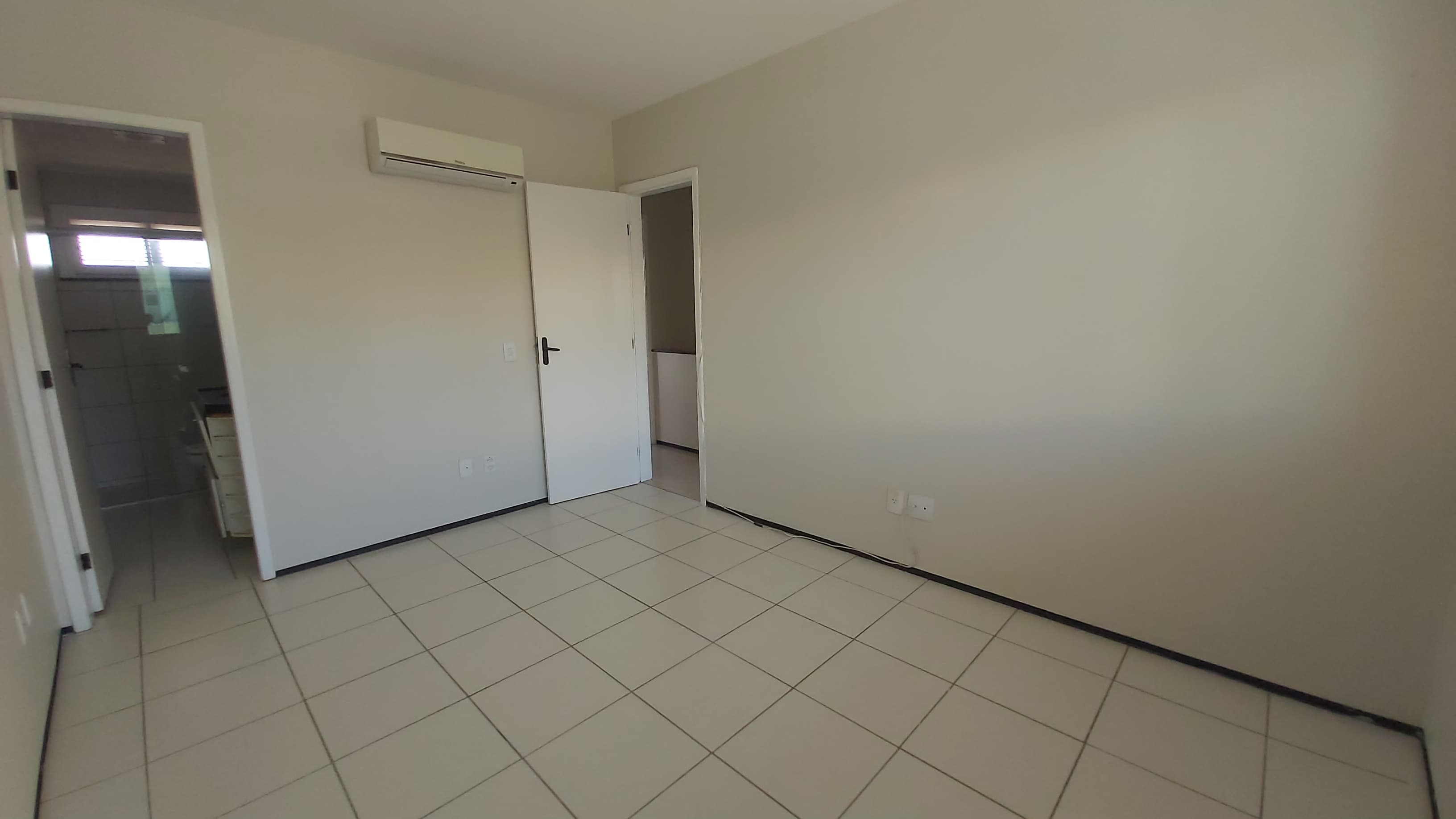Imagem Casa de Condomínio com 3 Quartos à Venda, 131 m² em Engenheiro Luciano Cavalcante - Fortaleza