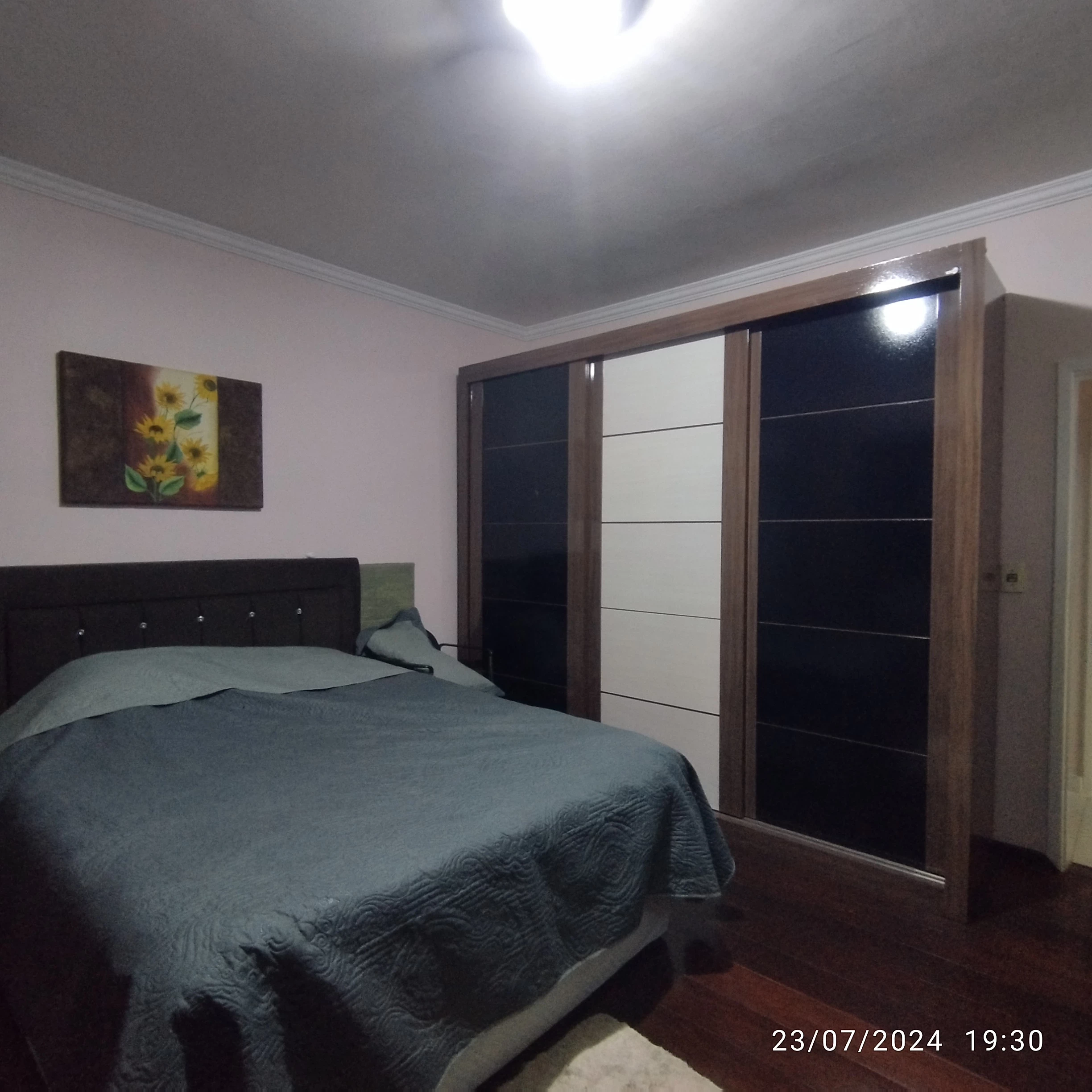 Foto do imóvel: Sobrado com 6 Quartos à Venda, 240 m² em Floresta - Joinville