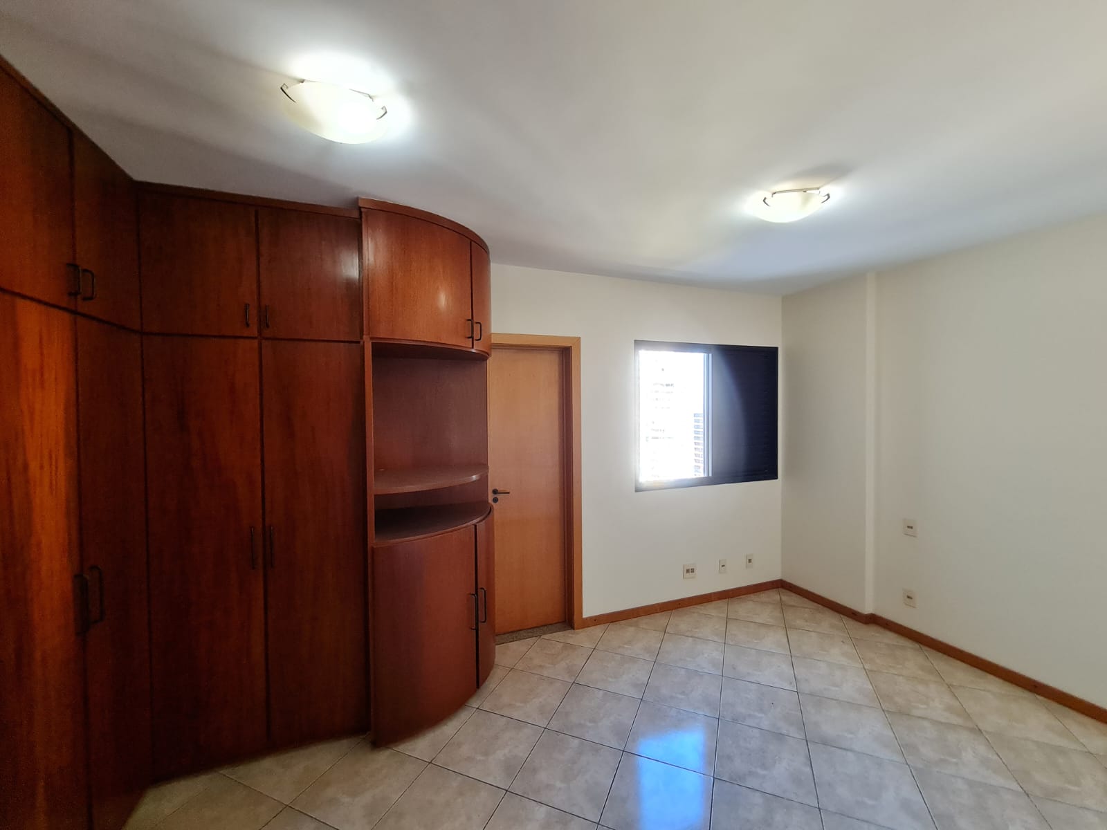 Imagem Apartamento com 3 Quartos à Venda, 153 m² em Centro - Marília
